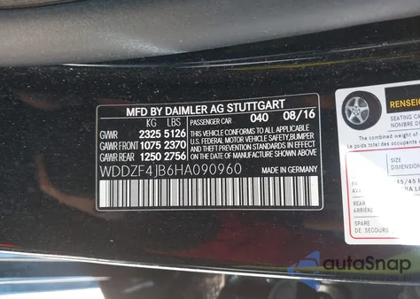 2017 Mercedes-Benz E 300 z USA, uszkodzony, nr VIN WDDZF4JB6HA090960